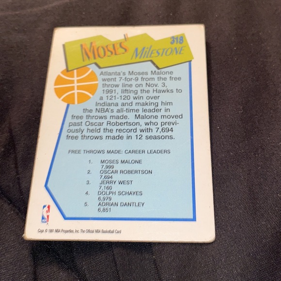🔥Sale🔥2 for $6…A Basketball Collectors Card in great shape - Picture 2 of 2